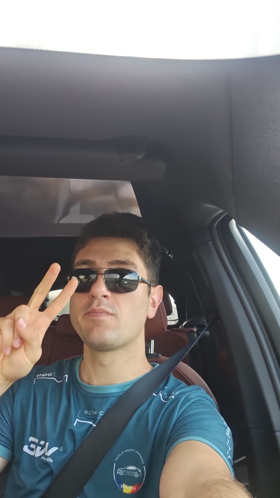Andu Babian la volanul BMW iX3, în timpul RO1000 2026
