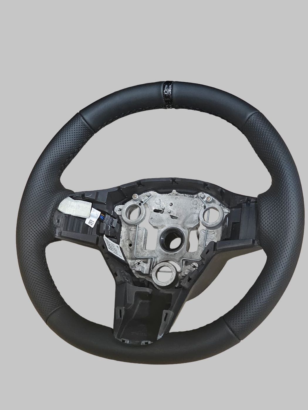 Volan Retapitat - Piele Perforata - Inel Carbon - Cu incalzire 2