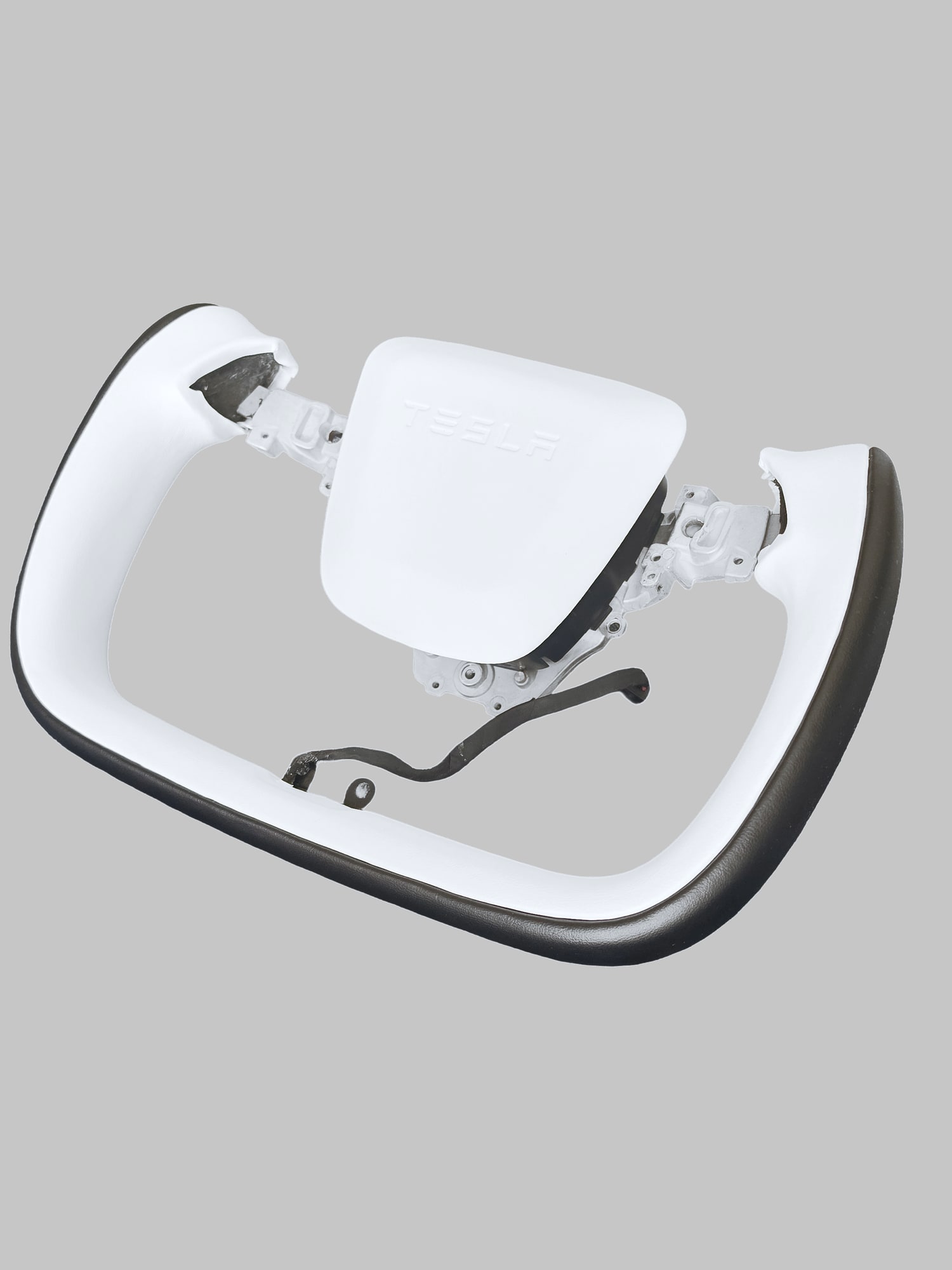 Volan tip Yoke Bicolor Alb/Negru cu Airbag - Model Y Juniper / Model 3 Highland (2026.06+) - Cu incalzire 2